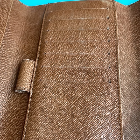 🟡 VINTAGE LOUIS VUITTON FULL SIZE WALLET - Picture 13 of 13